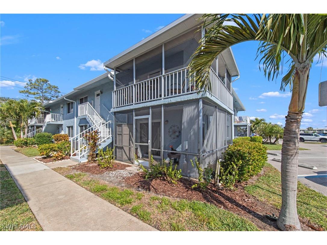 256 Palm Drive #1 Naples FL 34112 226008905 image4