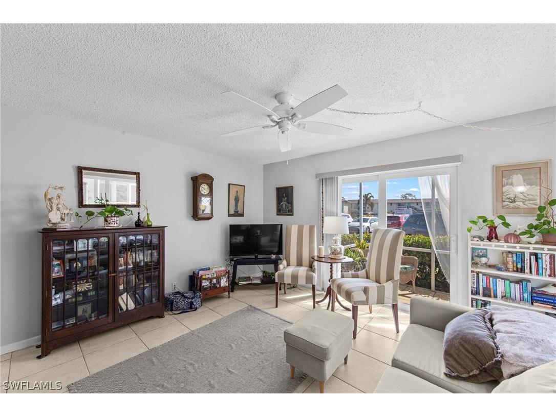 256 Palm Drive #1 Naples FL 34112 226008905 image9