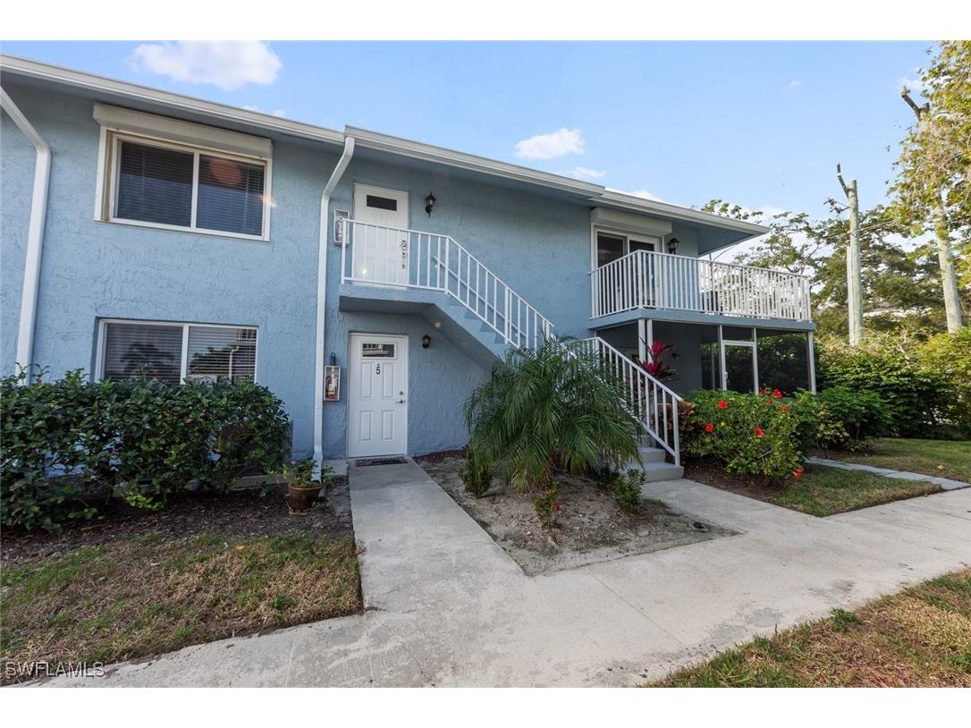 256 Palm Drive #6 Naples FL 34112 225064187 image1