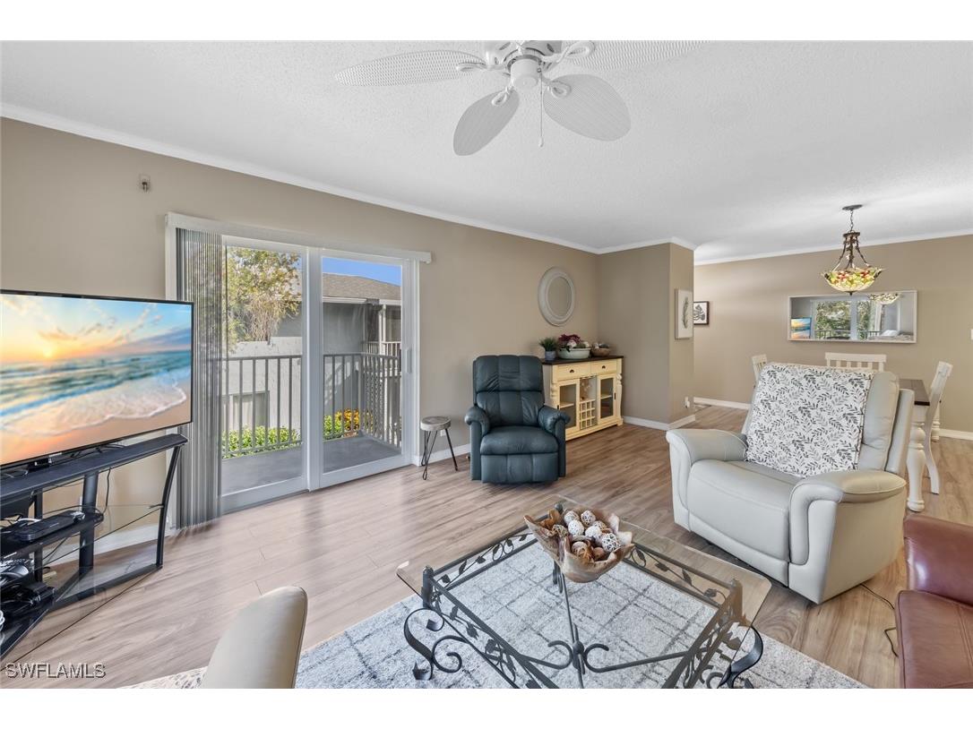 256 Palm Drive #6 Naples FL 34112 225064187 image11