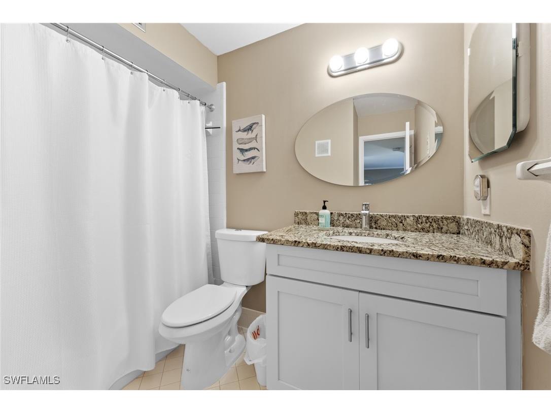 256 Palm Drive #6 Naples FL 34112 225064187 image22