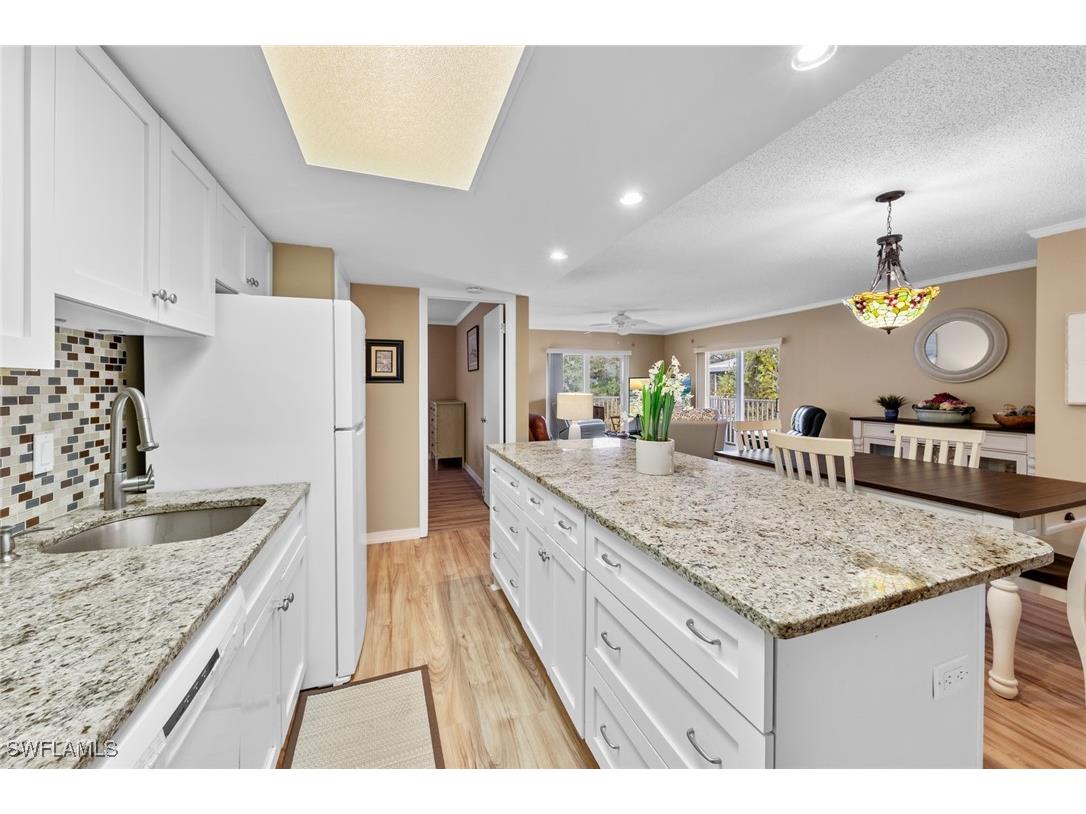 256 Palm Drive #6 Naples FL 34112 225064187 image6