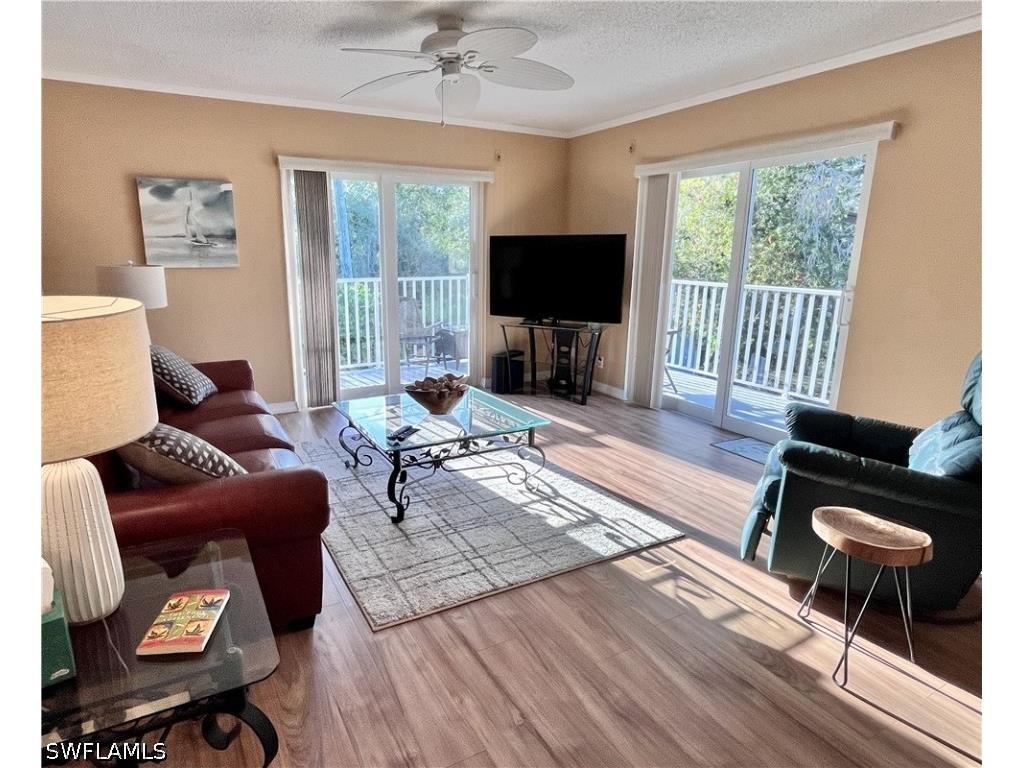 256 Palm Drive #6 Naples FL 34112 226006409 image1