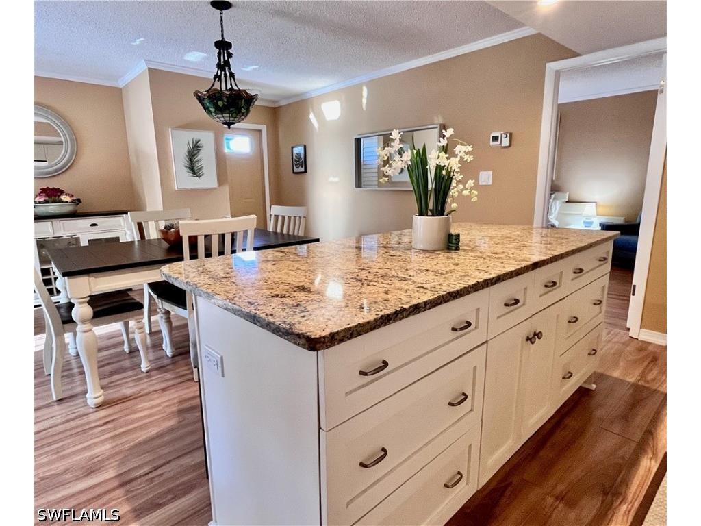 256 Palm Drive #6 Naples FL 34112 226006409 image6