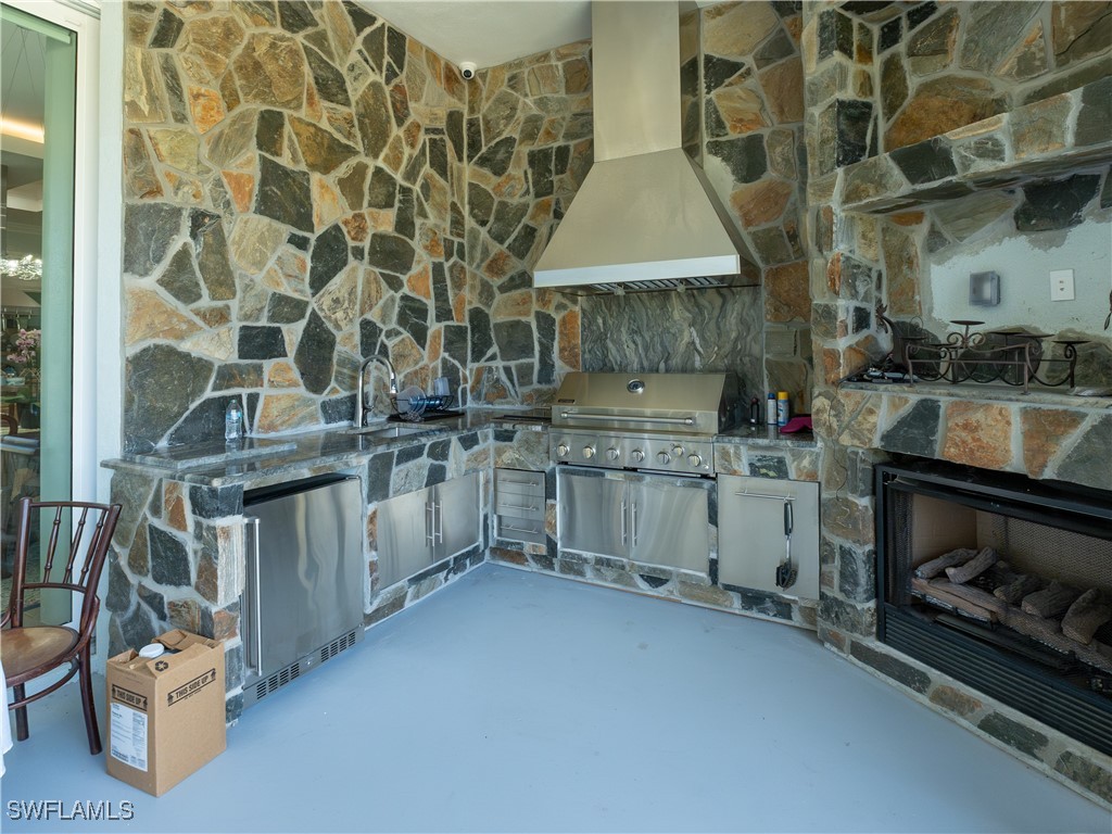 256 Price Street Naples FL 34113 225053536 image10