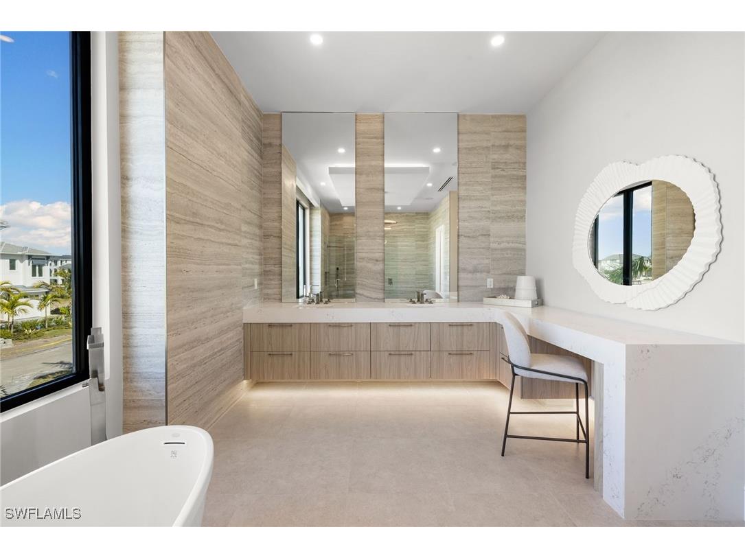 256 Trade Winds Avenue Naples FL 34108 225082558 image27