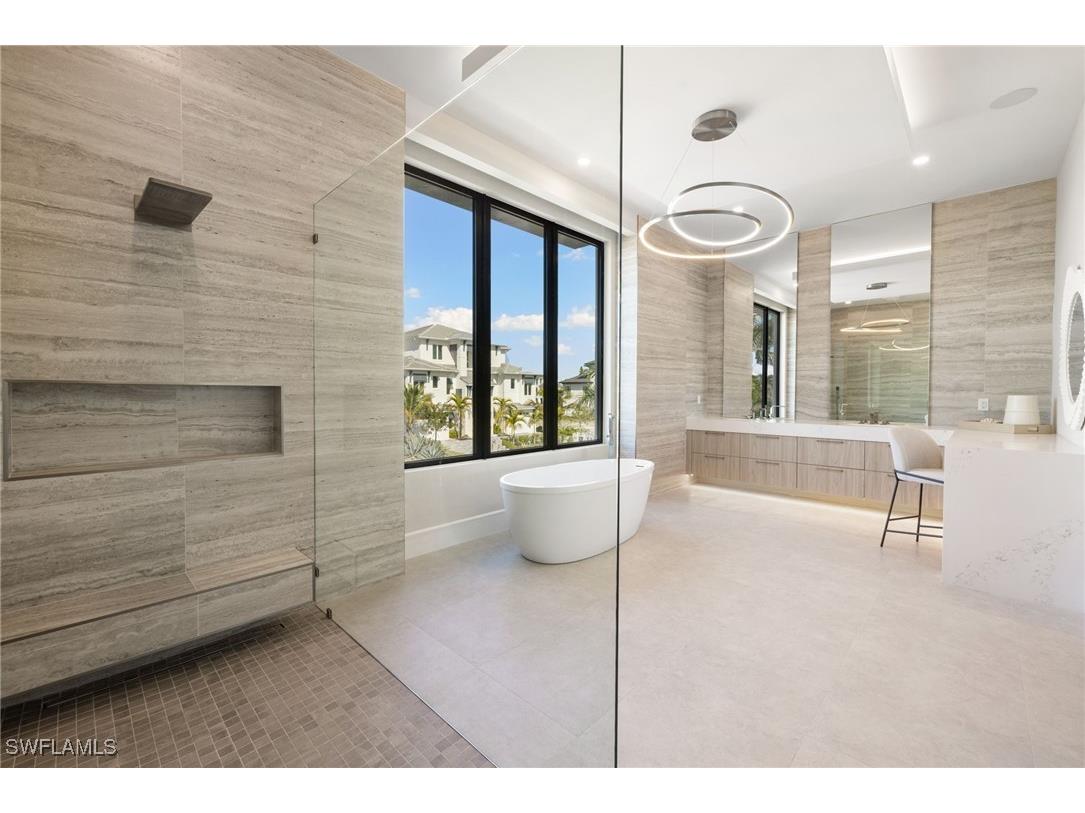 256 Trade Winds Avenue Naples FL 34108 225082558 image28