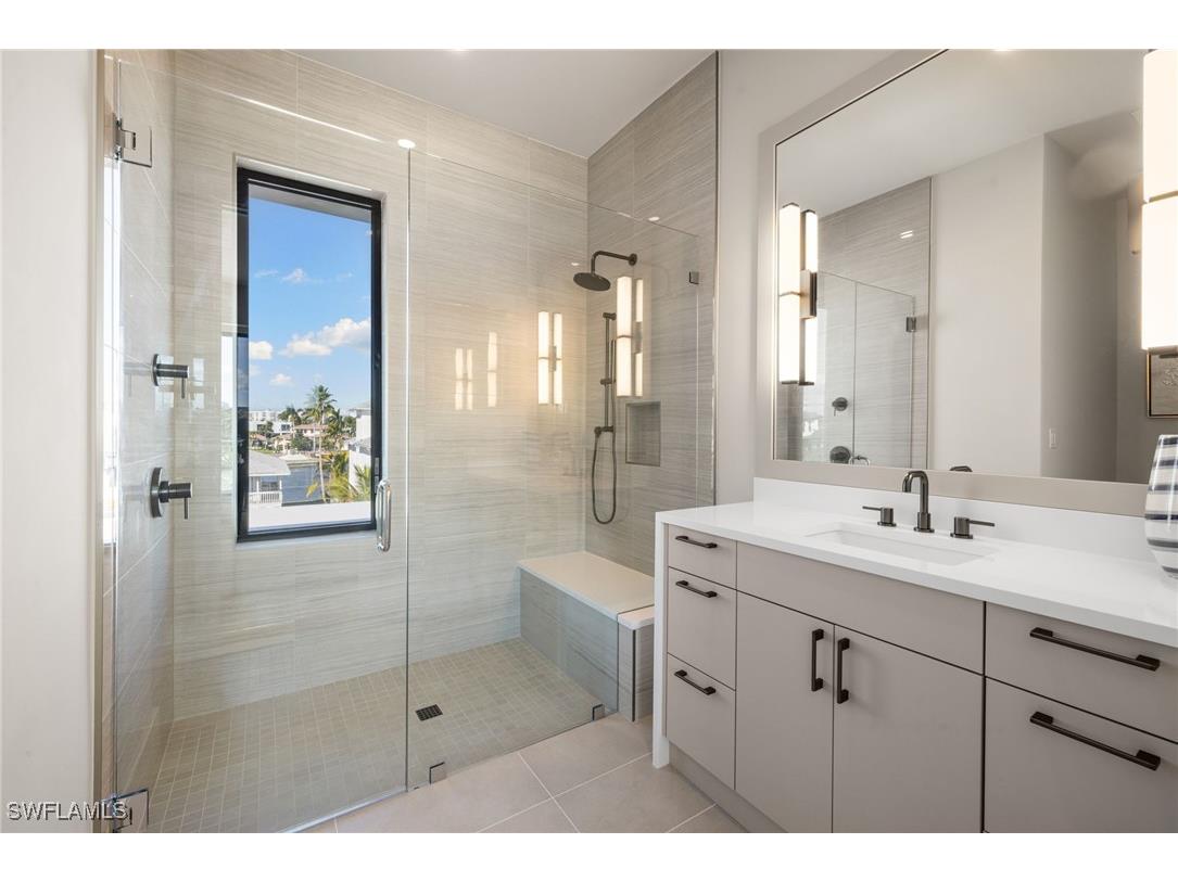 256 Trade Winds Avenue Naples FL 34108 225082558 image36