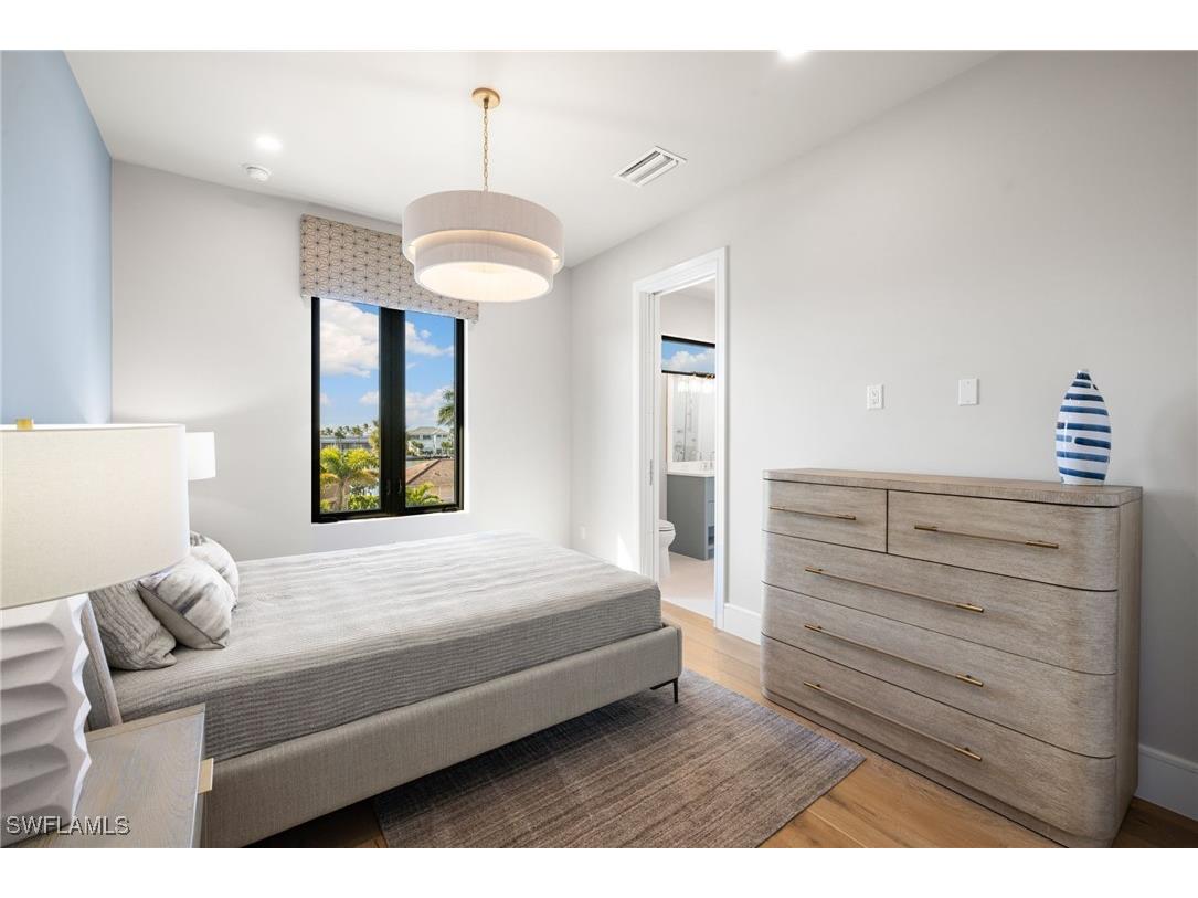 256 Trade Winds Avenue Naples FL 34108 225082558 image39