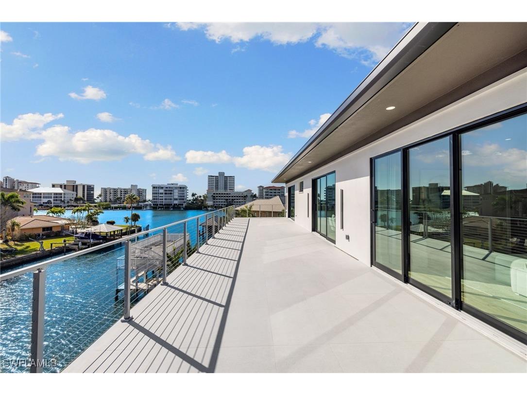 256 Trade Winds Avenue Naples FL 34108 225082558 image44