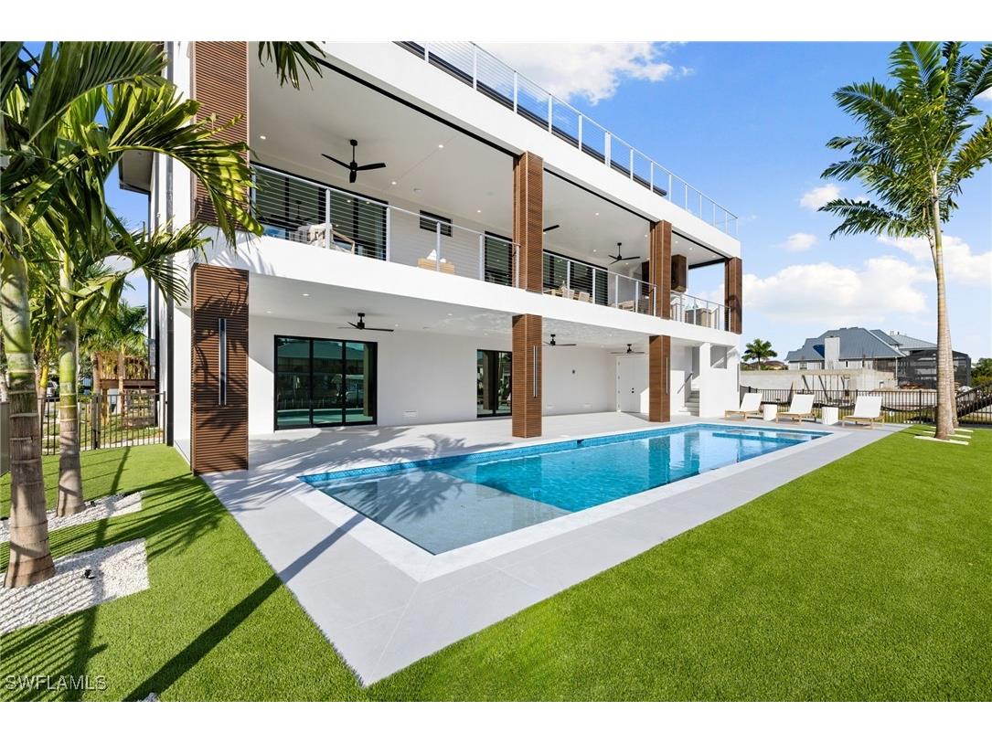 256 Trade Winds Avenue Naples FL 34108 225082558 image5