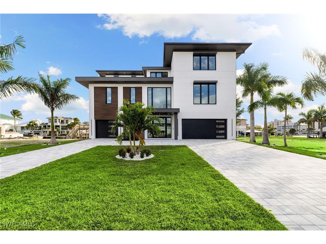 256 Trade Winds Avenue Naples FL 34108 225082558 image7