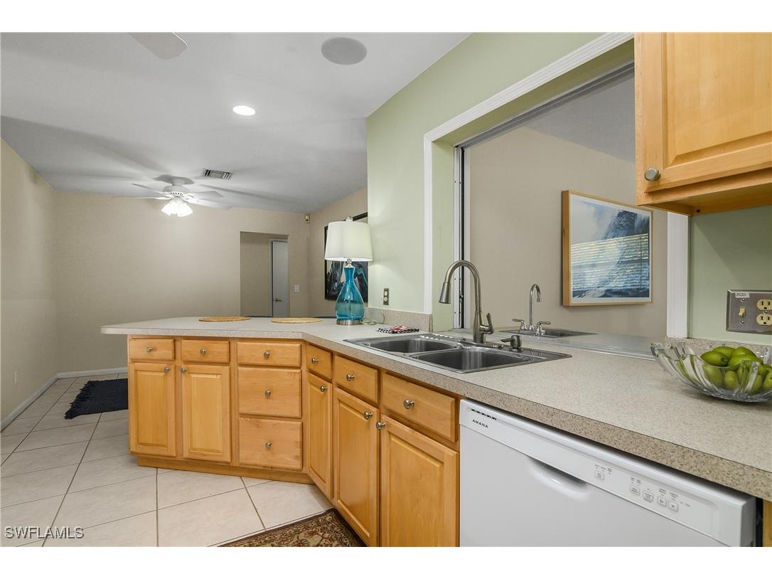 2560 11th Circle Naples FL 34103 225010275 image10