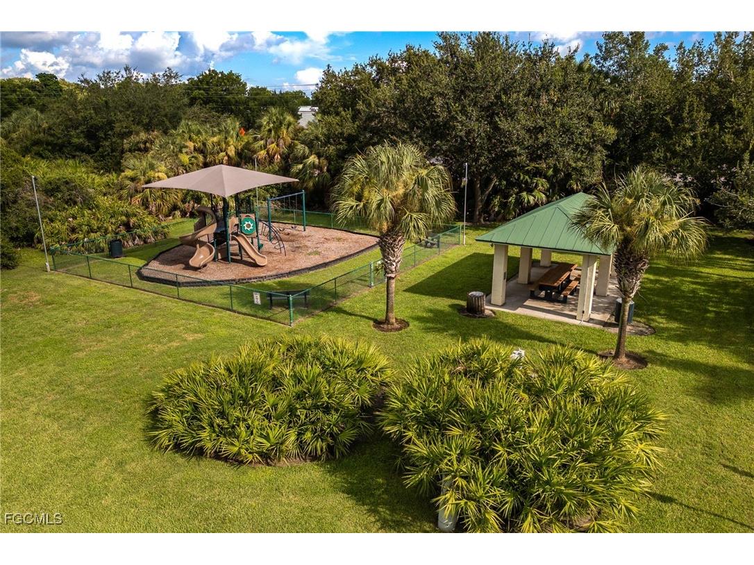 2560 Hawks Preserve Drive Fort Myers FL 33905 2025012997 image6