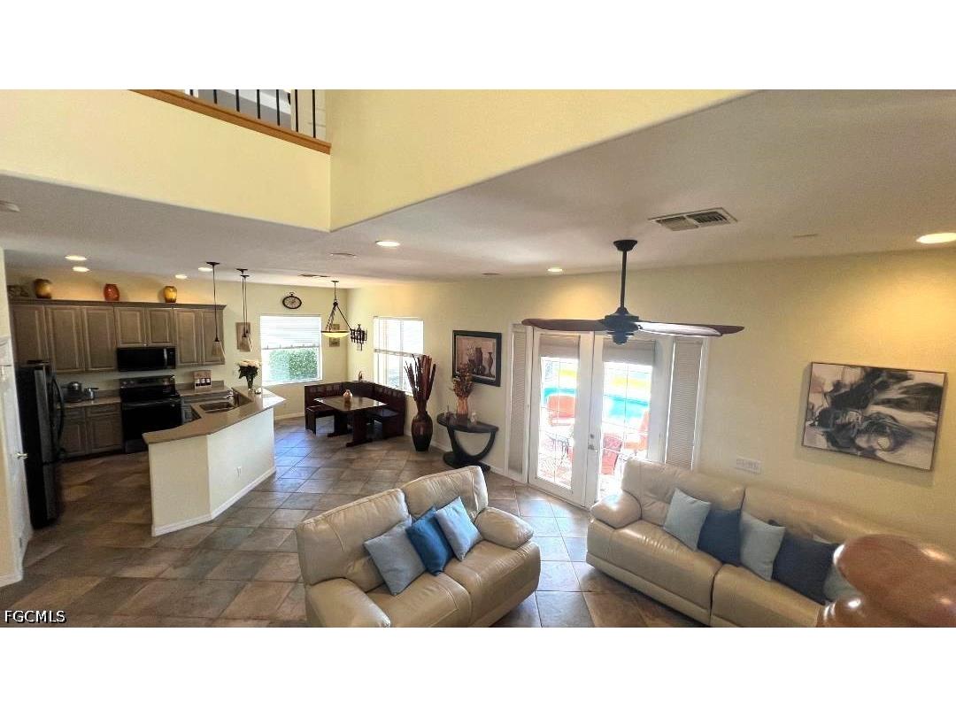 2560 Keystone Lake Drive Cape Coral FL 33909 2026024778 image18