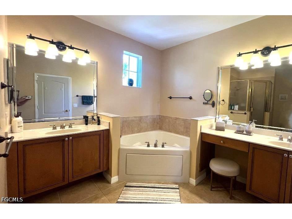 2560 Keystone Lake Drive Cape Coral FL 33909 2026024778 image25