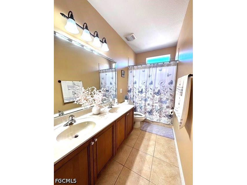 2560 Keystone Lake Drive Cape Coral FL 33909 2026024778 image32