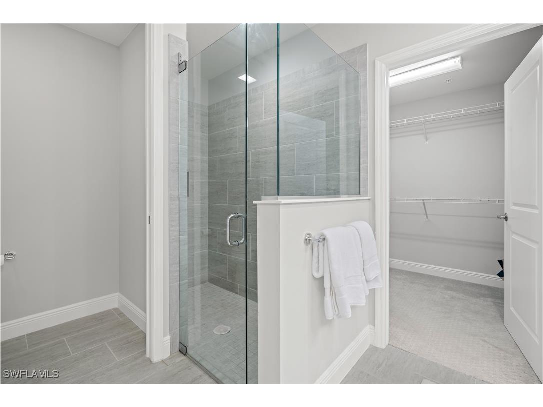 2560 Seychelles Drive #1003 Naples FL 34112 225082767 image10