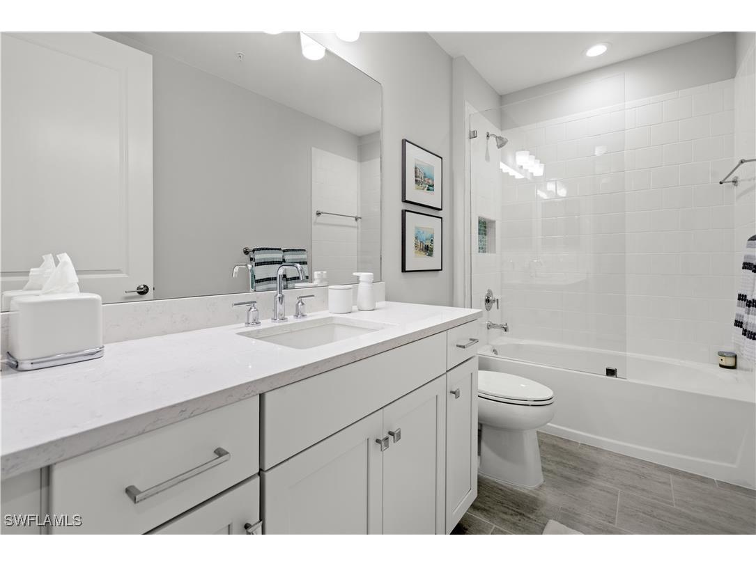 2560 Seychelles Drive #1003 Naples FL 34112 225082767 image12