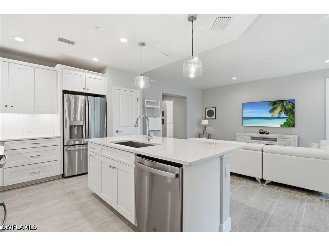2560 Seychelles Drive #1003 Naples FL 34112 226018187 image8