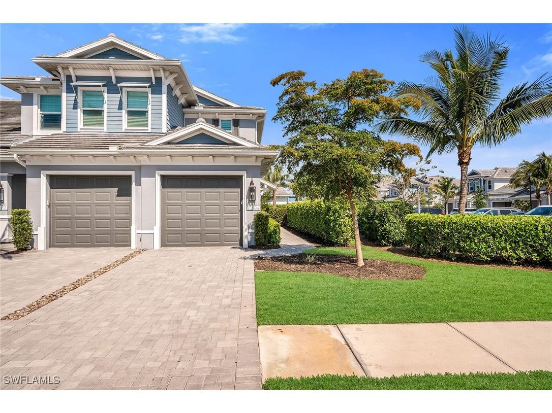 2560 Seychelles Drive #1004 Naples FL 34112 225040631 image1