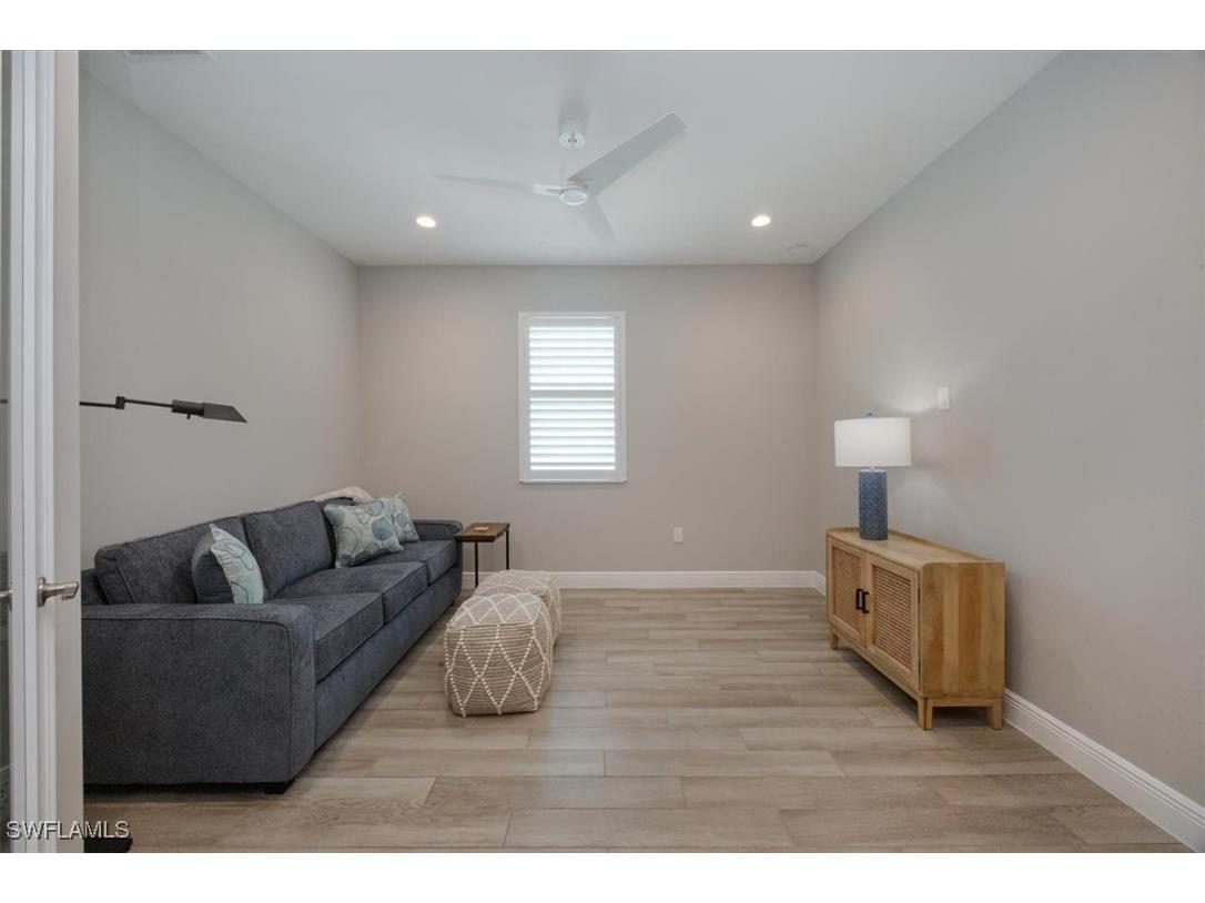 2560 Seychelles Drive #1005 Naples FL 34112 225079949 image12