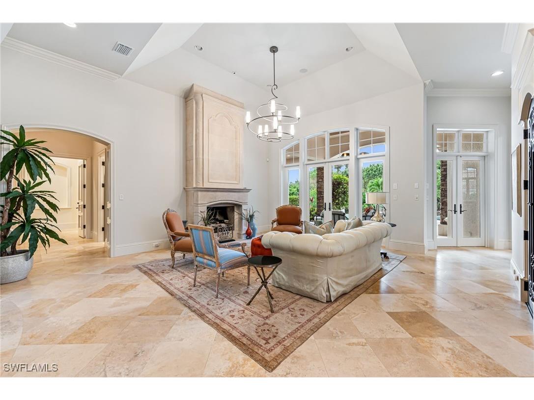 2560 W Half Moon Walk Naples FL 34102 224090608 image12