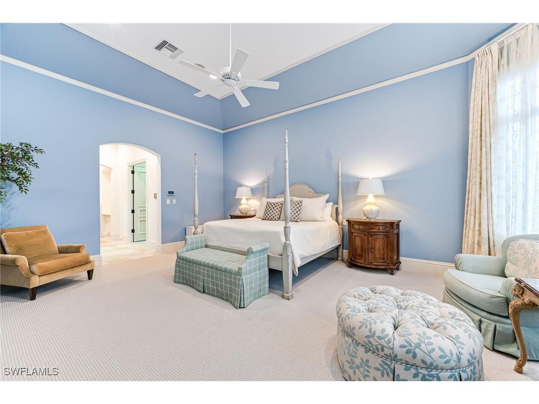 2560 W Half Moon Walk Naples FL 34102 224090608 image19