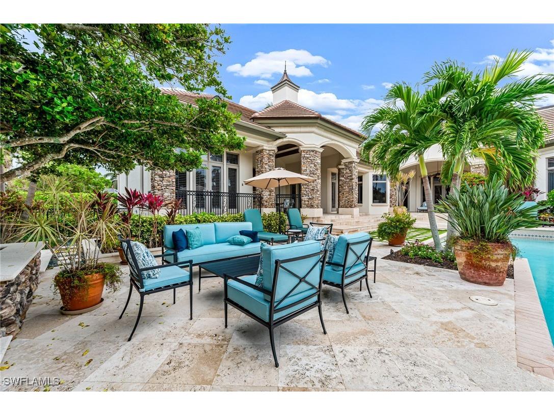 2560 W Half Moon Walk Naples FL 34102 224090608 image38