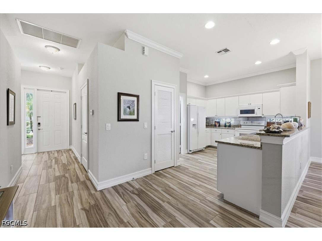 2561 Deerfield Lake Court Cape Coral FL 33909 2026013913 image8