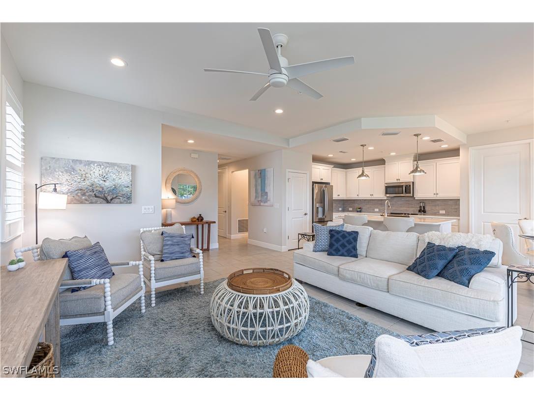 2561 Seychelles Drive #304 Naples FL 34112 226009284 image11