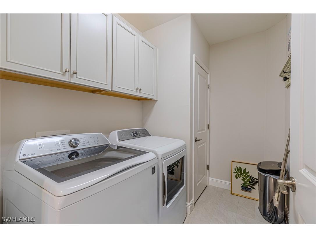 2561 Seychelles Drive #304 Naples FL 34112 226009284 image26