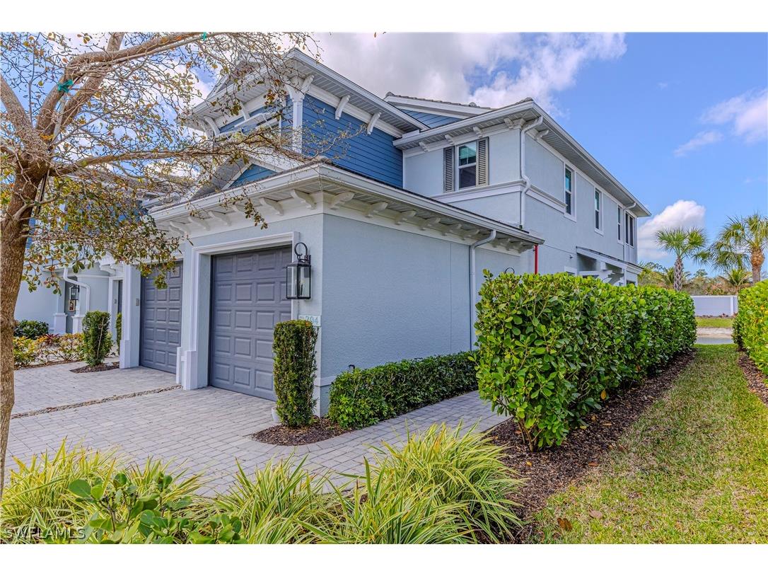 2561 Seychelles Drive #304 Naples FL 34112 226009284 image4