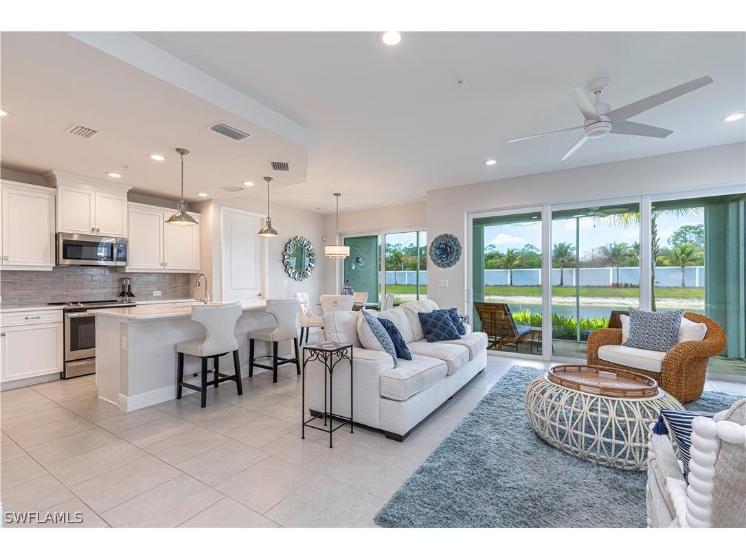 2561 Seychelles Drive #304 Naples FL 34112 226009284 image8