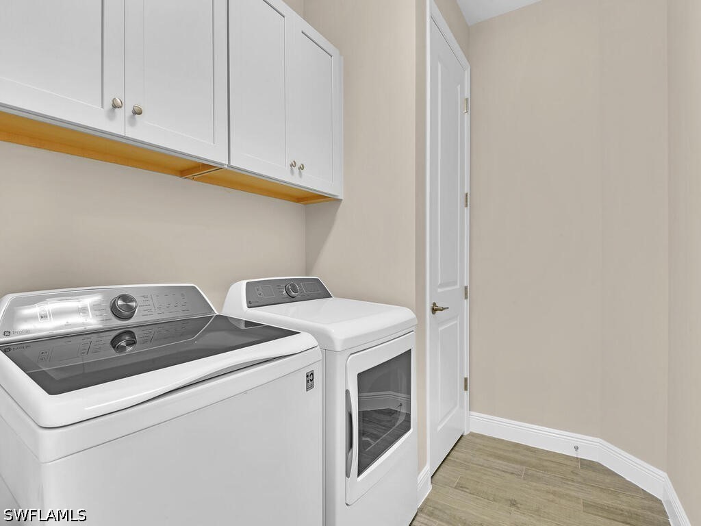 2561 Seychelles Drive #308 Naples FL 34112 226014842 image20