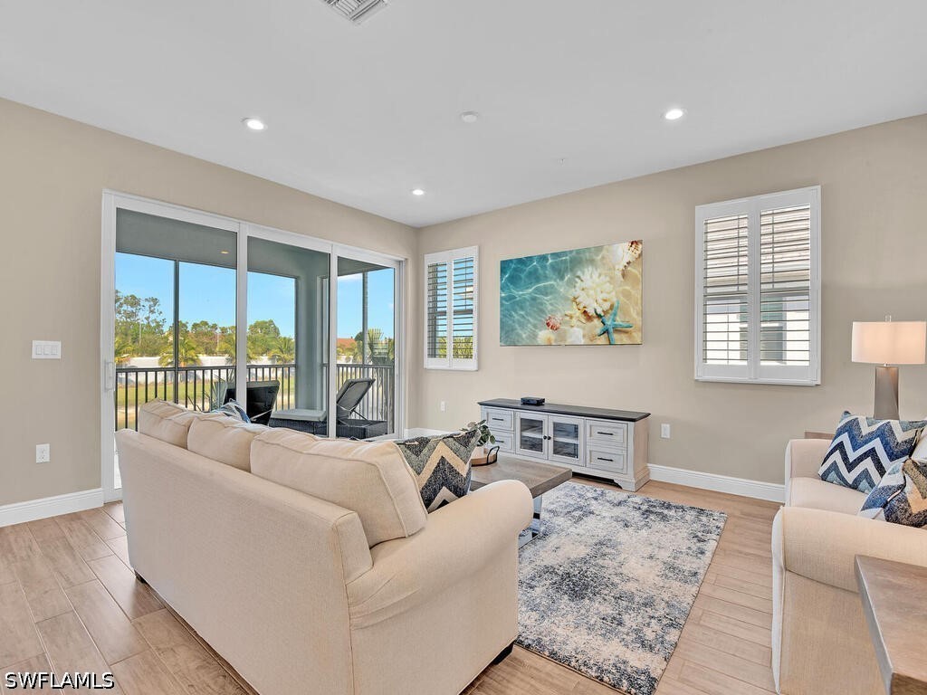 2561 Seychelles Drive #308 Naples FL 34112 226014842 image5