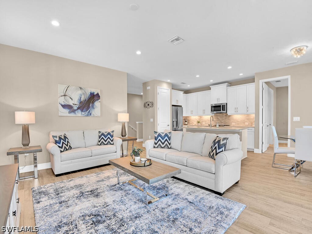 2561 Seychelles Drive #308 Naples FL 34112 226014842 image6