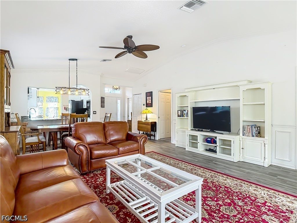 2561 Valparaiso Boulevard North Fort Myers FL 33917 2026013205 image10