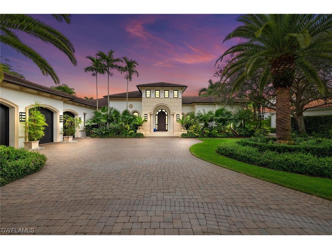 2562 Escada Court Naples FL 34109 224001110 image1