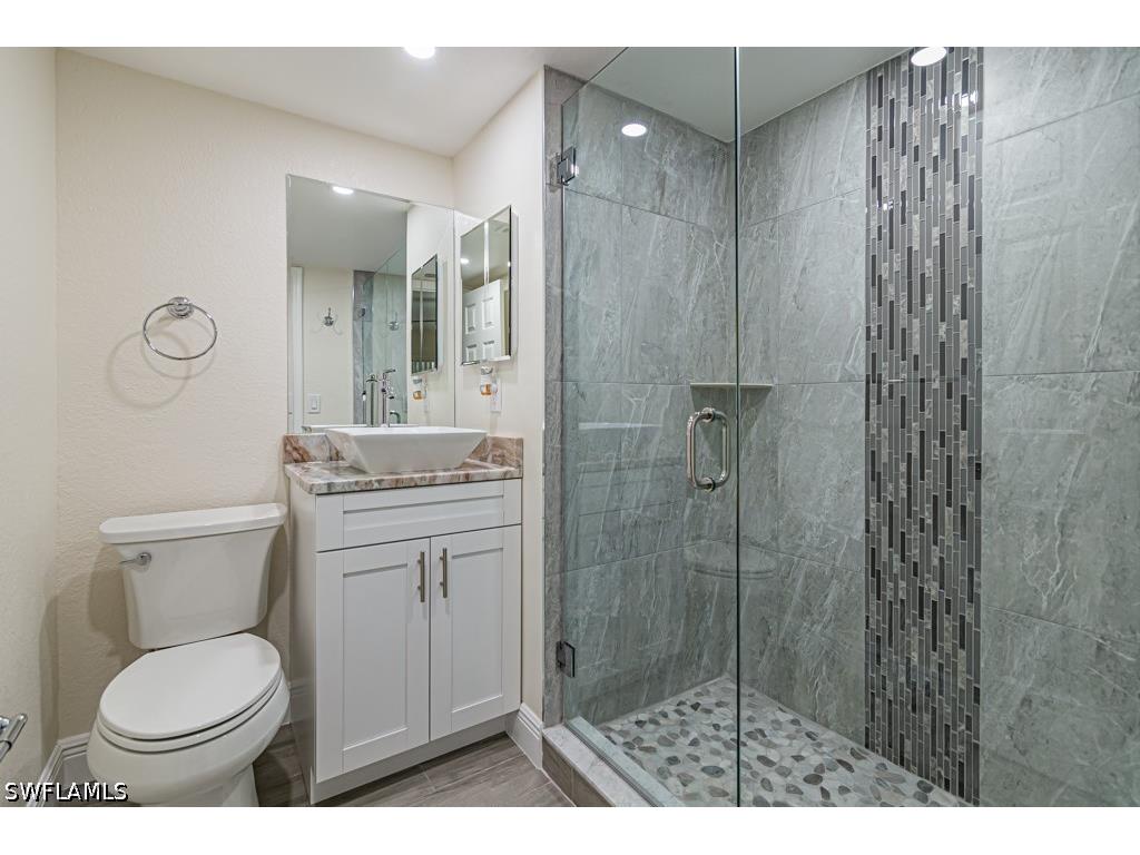 2562 Kings Lake Boulevard Naples FL 34112 226022742 image17