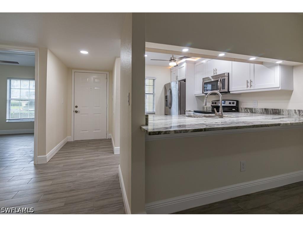 2562 Kings Lake Boulevard Naples FL 34112 226022742 image4
