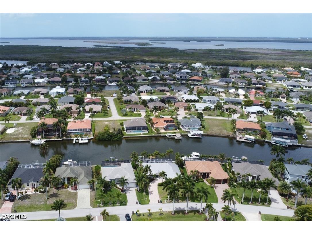 2562 SW 27th Place Cape Coral FL 33914 2026014865 image22