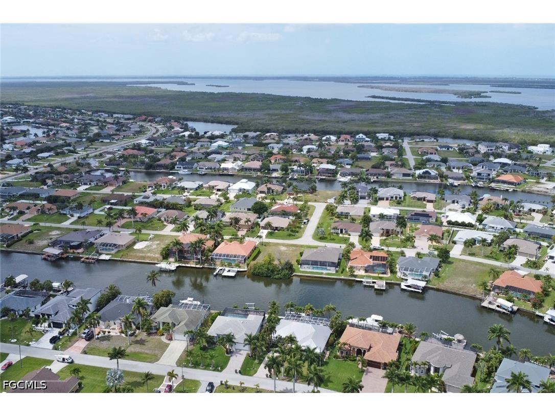 2562 SW 27th Place Cape Coral FL 33914 2026014865 image24