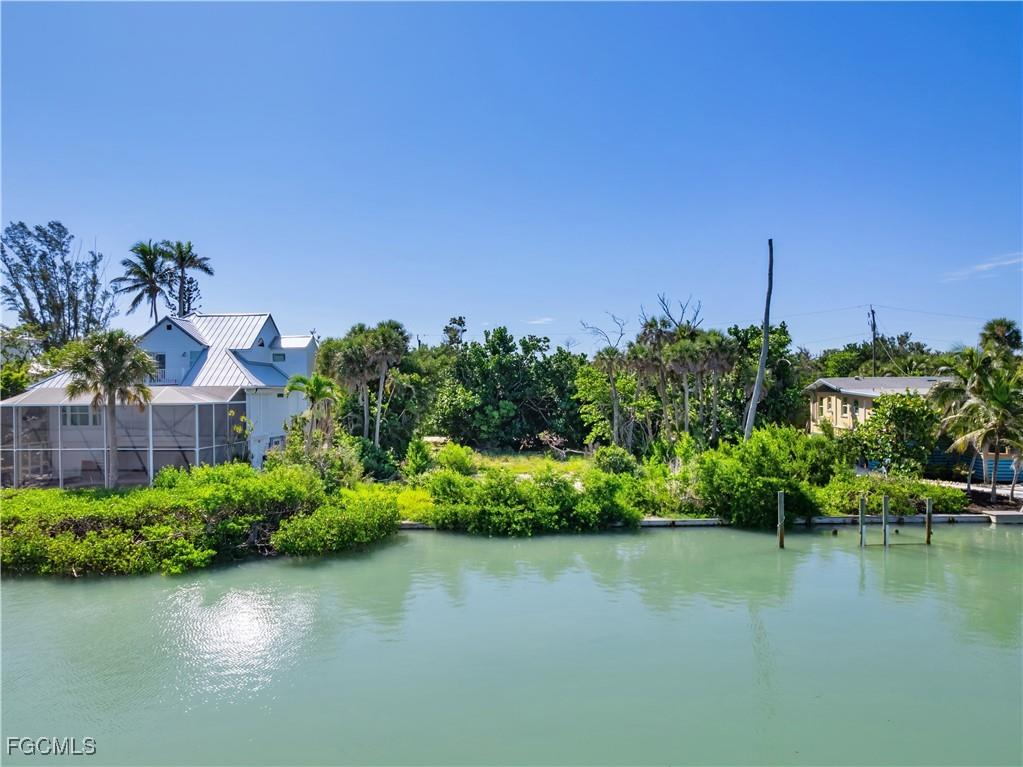 2563 Coconut Drive Sanibel FL 33957 2025002818 image13