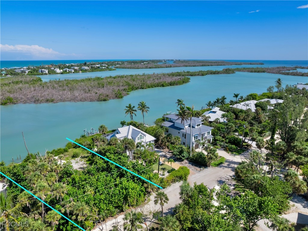 2563 Coconut Drive Sanibel FL 33957 2025002818 image2