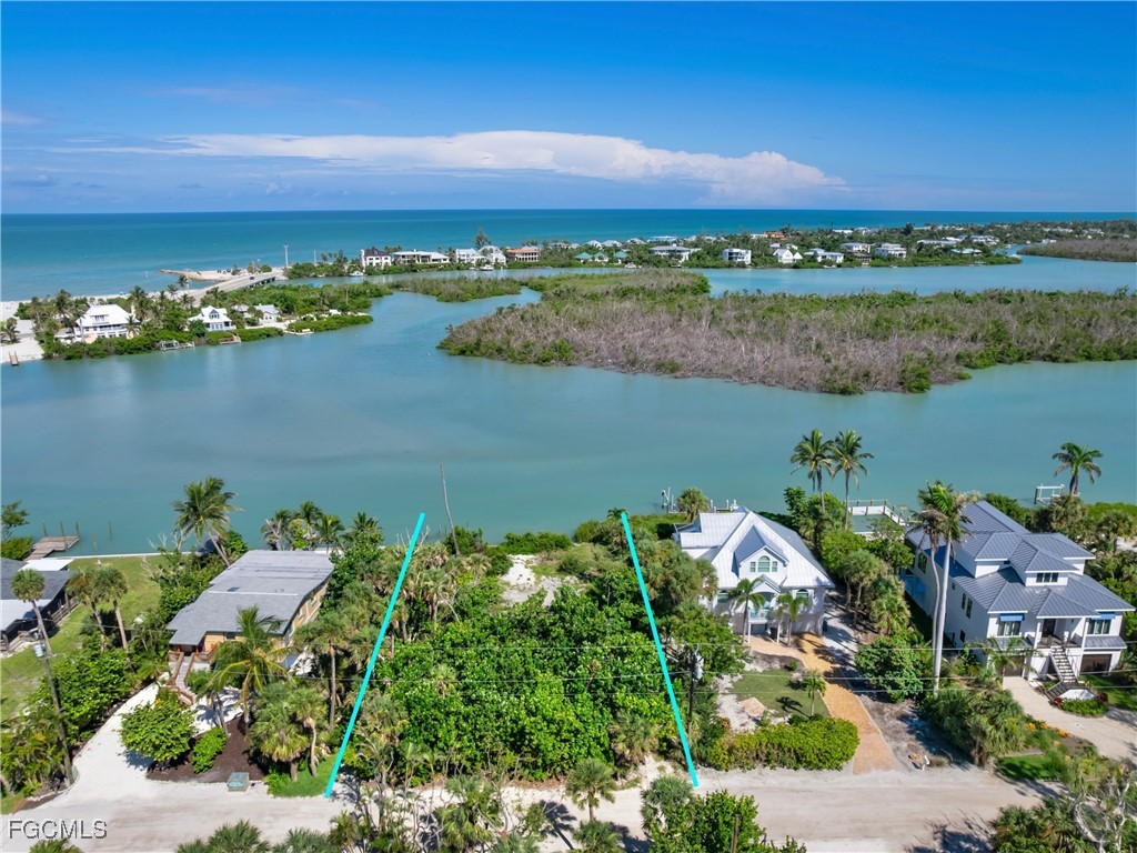 2563 Coconut Drive Sanibel FL 33957 2025002818 image6