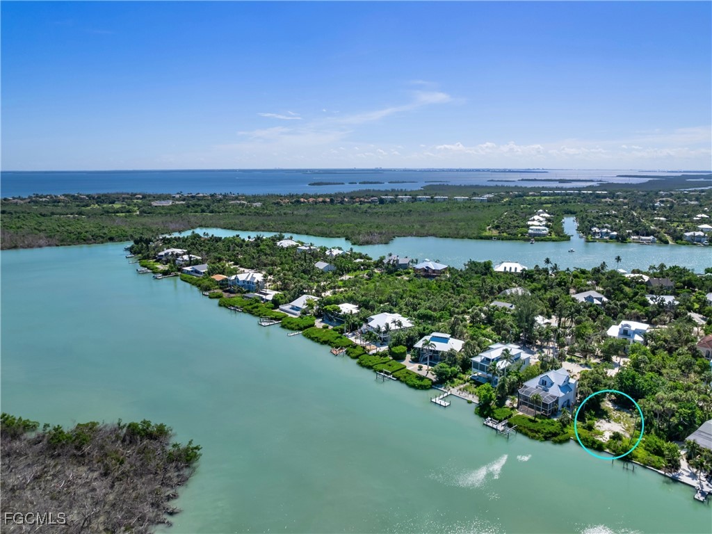 2563 Coconut Drive Sanibel FL 33957 2025002818 image9