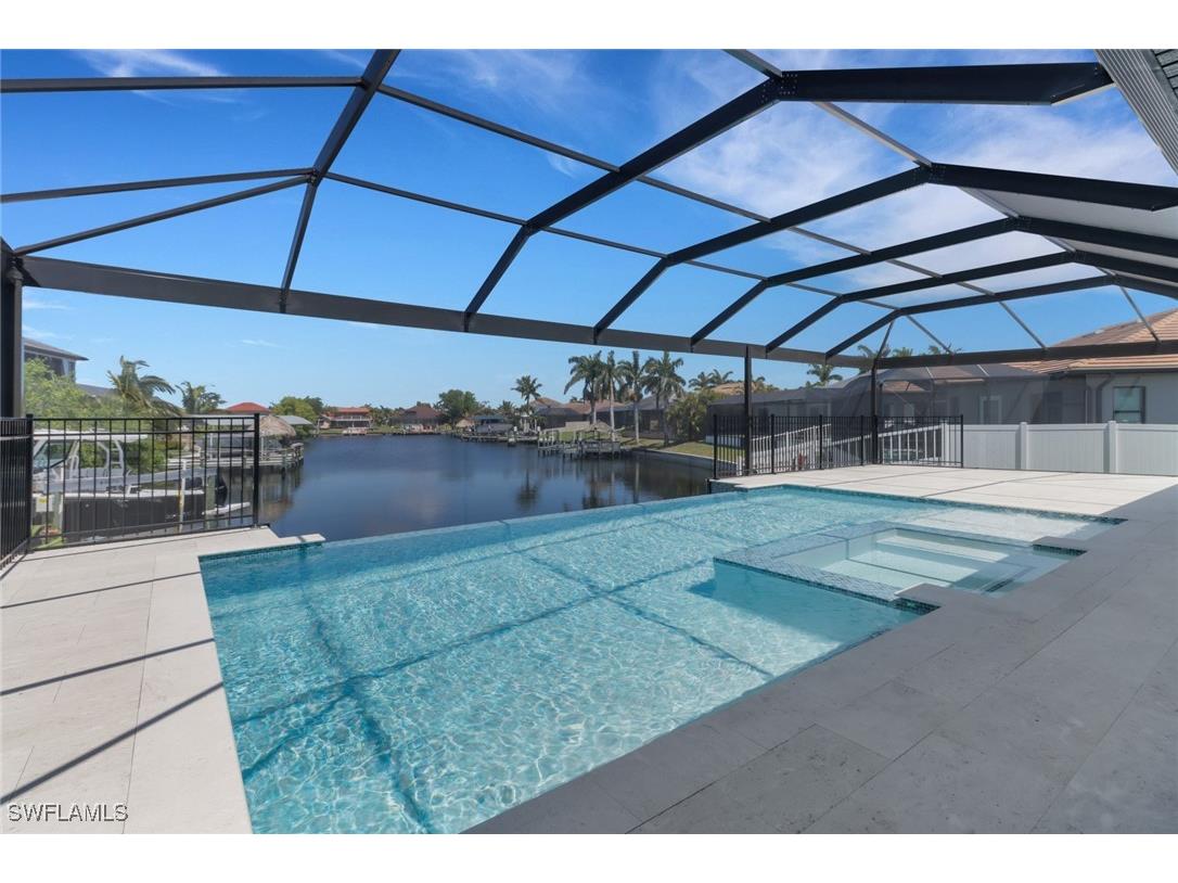 2563 SW 26th Terrace Cape Coral FL 33914 225033955 image1