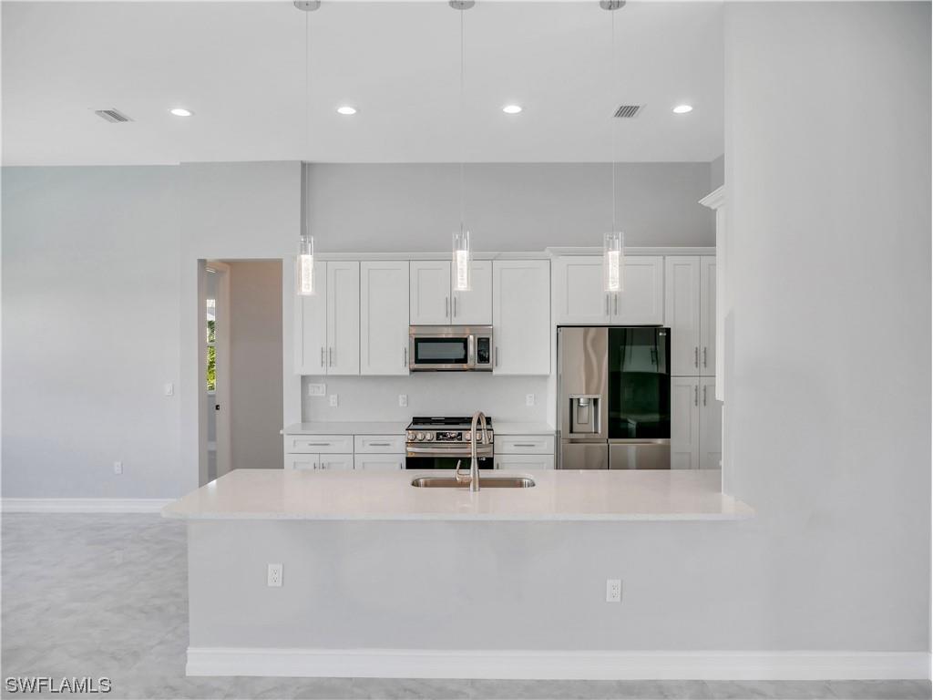 2563 SW 27th Avenue Cape Coral FL 33914 223043440 image25