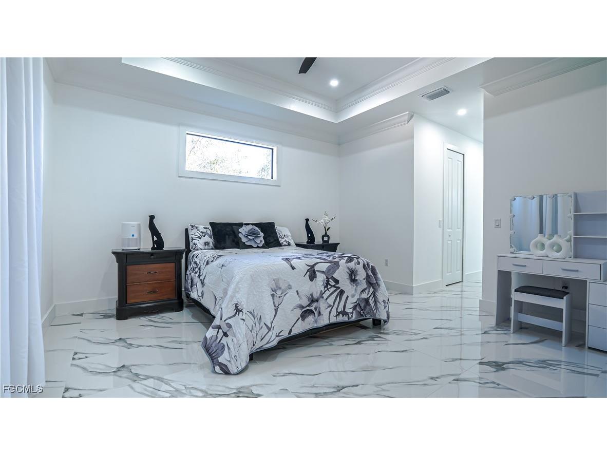 2565 28th Avenue SE Naples FL 34117 2025019655 image19